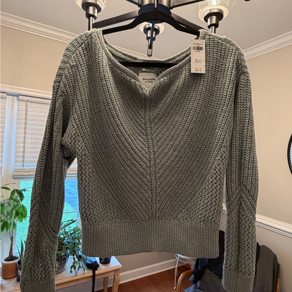 Abercrombie & Fitch NWT boatneck sweater - Picture 1 of 5